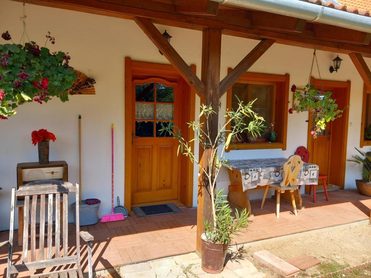 Ferienwohnung H&H Vendeghaz Balatonberény Exterior foto