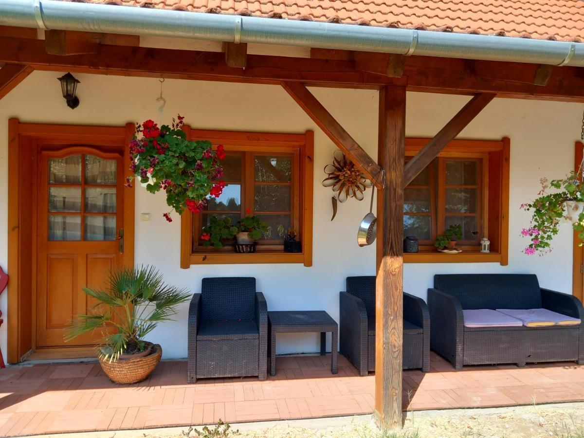 Ferienwohnung H&H Vendeghaz Balatonberény Exterior foto